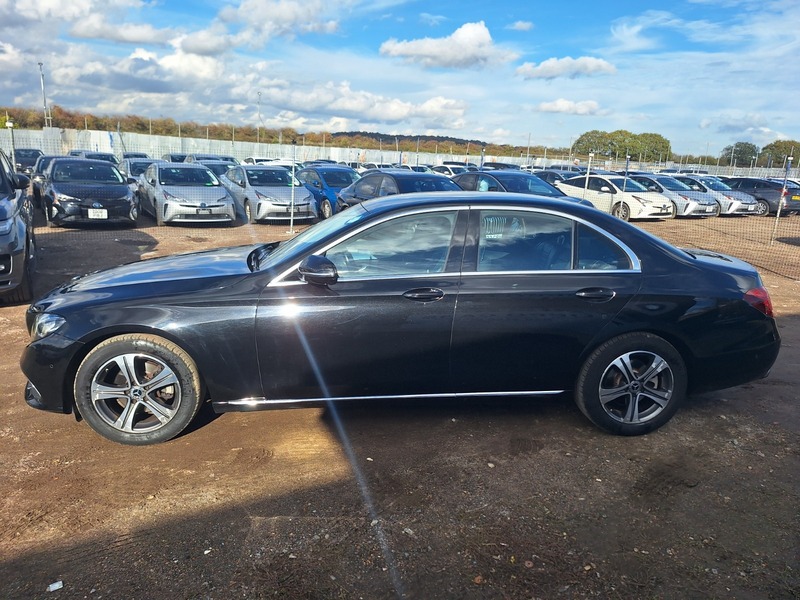 Used Mercedes-Benz E Class 2019 for sale - 76357133: Photo 4