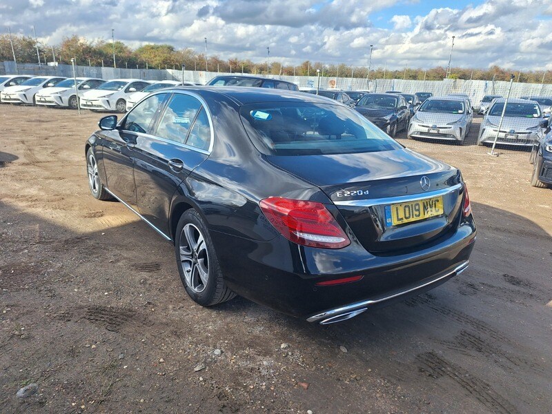 Used Mercedes-Benz E Class 2019 for sale - 76357133: Photo 5
