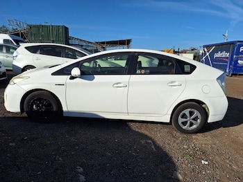 Used Toyota Prius  for sale - 75236604: Photo