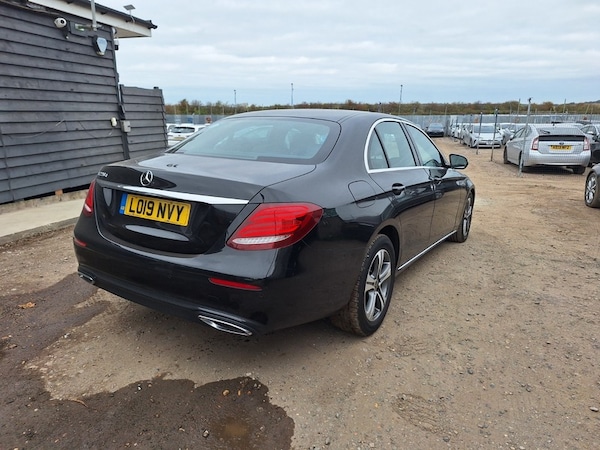 Used Mercedes-Benz E Class 2019 for sale - 76313323: Photo 8