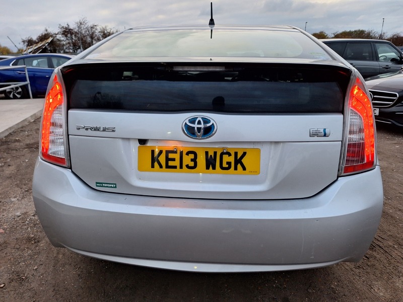 Used Toyota Prius 2018 for sale - 76510457: Photo 15