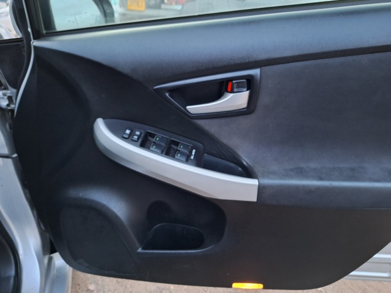 Used Toyota Prius 2018 for sale - 76510457: Photo 16