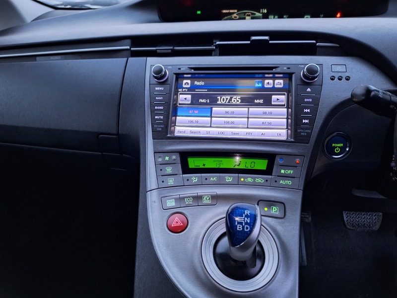 Used Toyota Prius 2018 for sale - 76510457: Photo 18