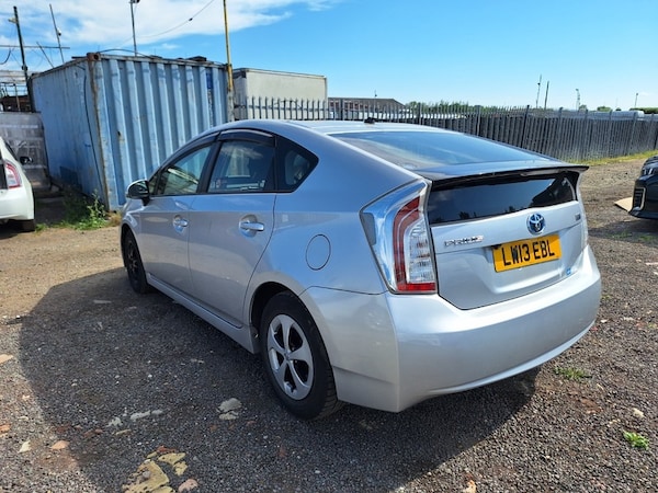 Used Toyota Prius 2018 for sale - 75236607: Photo 5