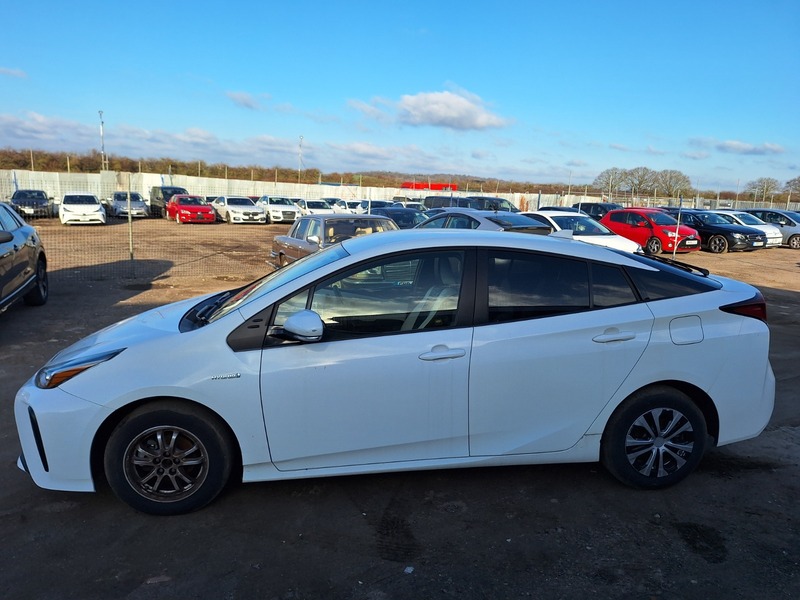 Used Toyota Prius 2021 for sale - 77053674: Photo 4