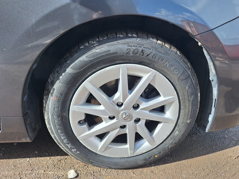 Used Toyota Prius 2019 for sale - 76173514: Photo 33