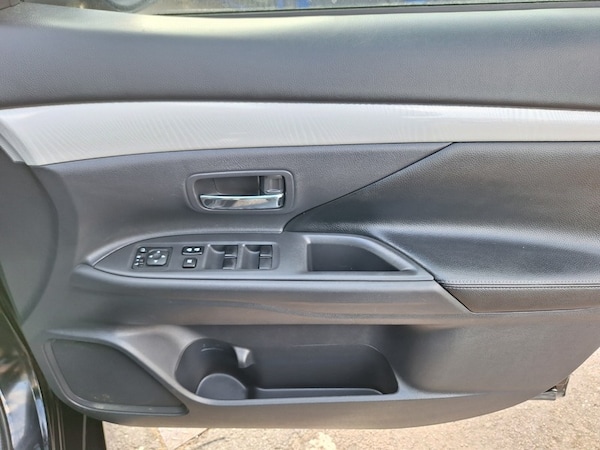 Used Mitsubishi Outlander 2014 for sale - 74981117: Photo 16