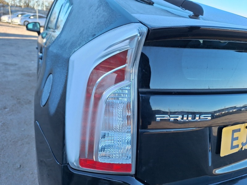 Used Toyota Prius 2019 for sale - 78083741: Photo 11