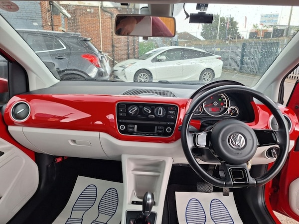 Used Volkswagen up! 2025 for sale - 76224146: Photo 31