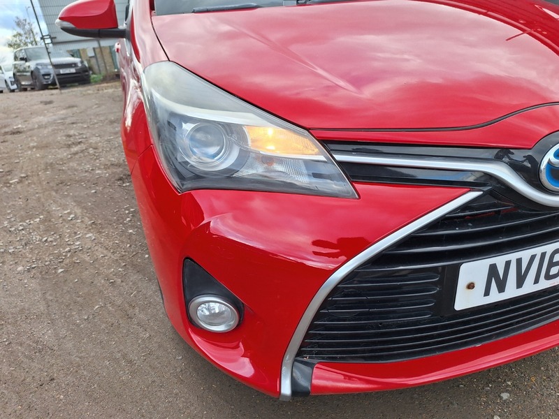 Used Toyota Yaris 2016 for sale - 76334179: Photo 11