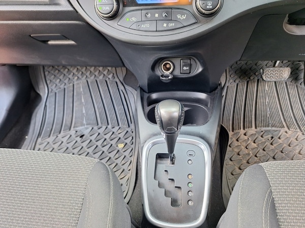 Used Toyota Yaris 2016 for sale - 76334179: Photo 21