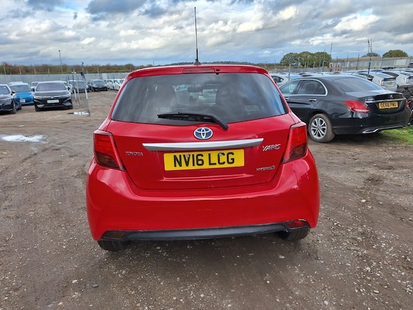 Used Toyota Yaris 2016 for sale - 76334179: Photo 6