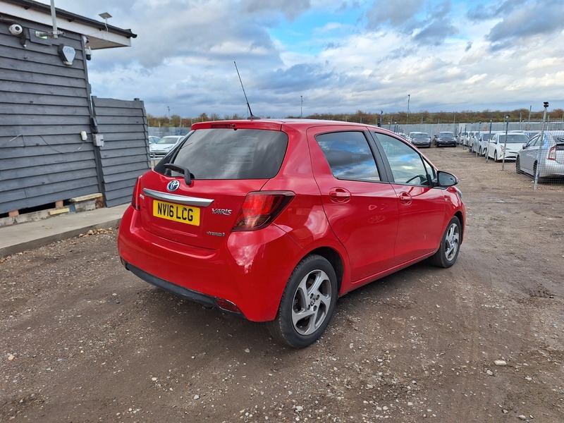 Used Toyota Yaris 2016 for sale - 76334179: Photo 7