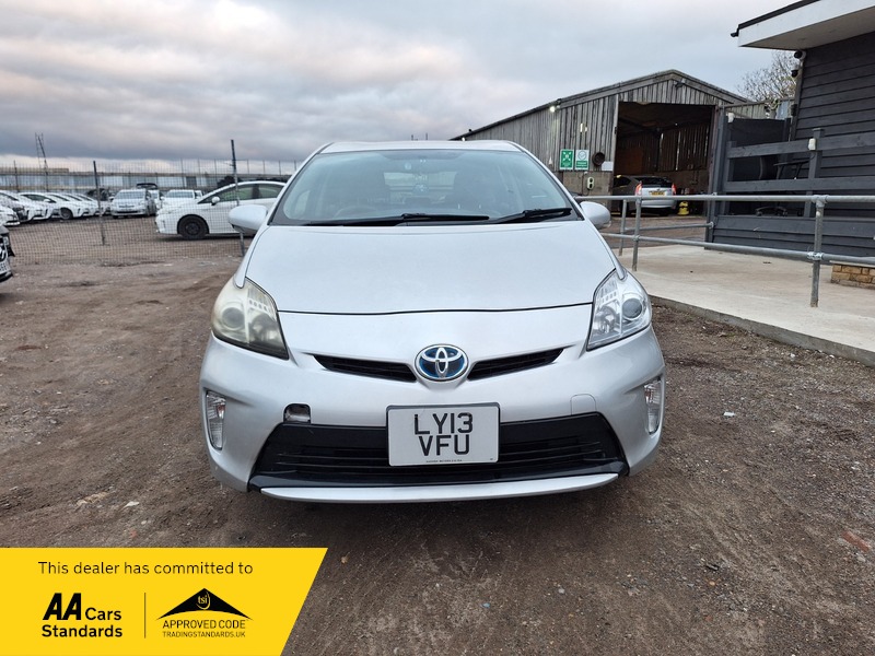Used Toyota Prius 2016 for sale - 76510435: Photo 1