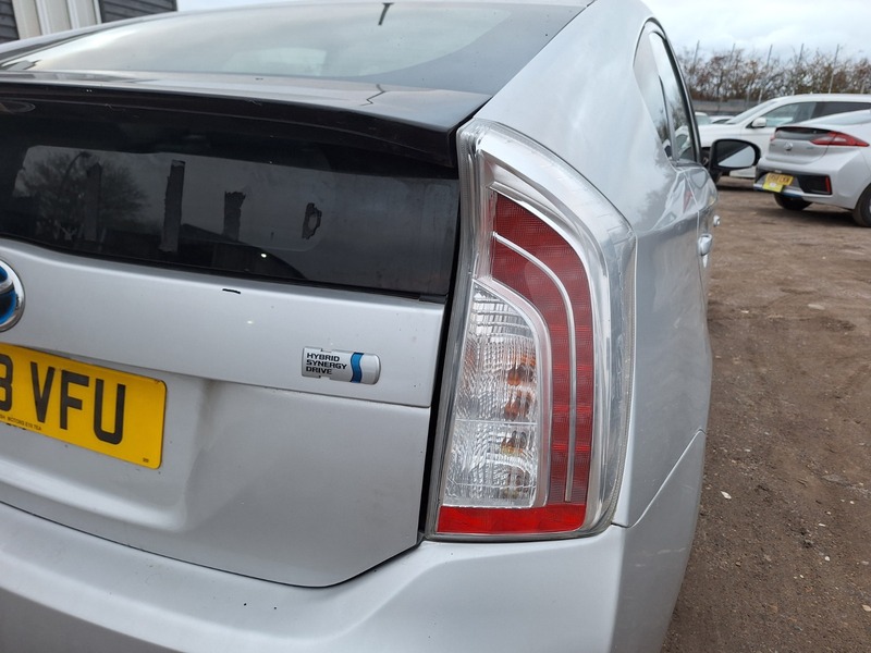 Used Toyota Prius 2016 for sale - 76510435: Photo 13