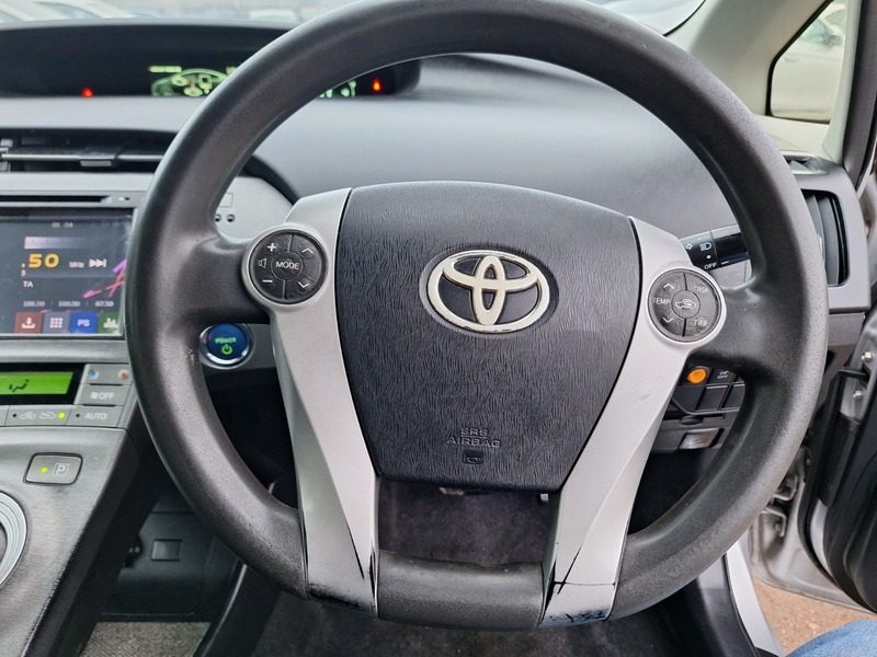 Used Toyota Prius 2016 for sale - 76510435: Photo 17