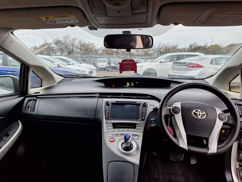 Used Toyota Prius 2016 for sale - 76510435: Photo 20