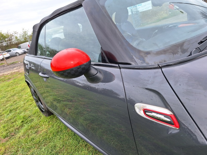 Used MINI Convertible 2018 for sale - 78083767: Photo 10