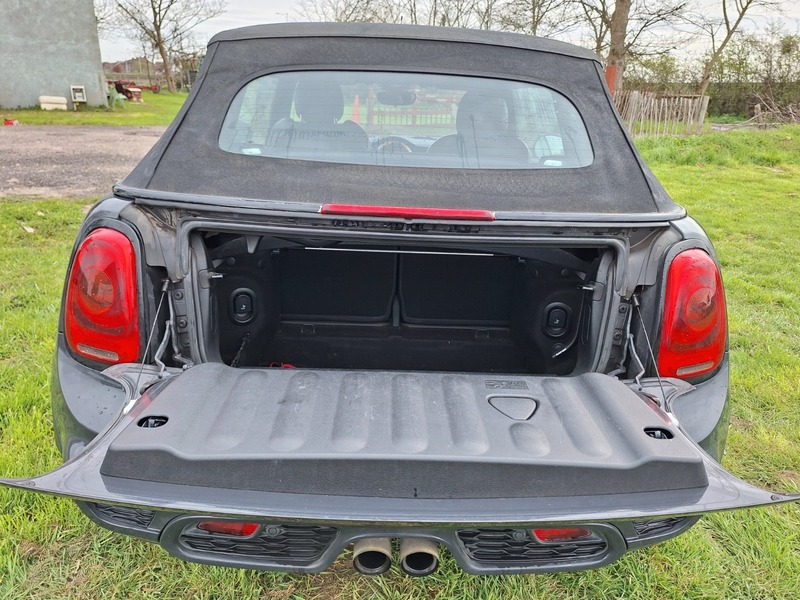 Used MINI Convertible 2018 for sale - 78083767: Photo 18