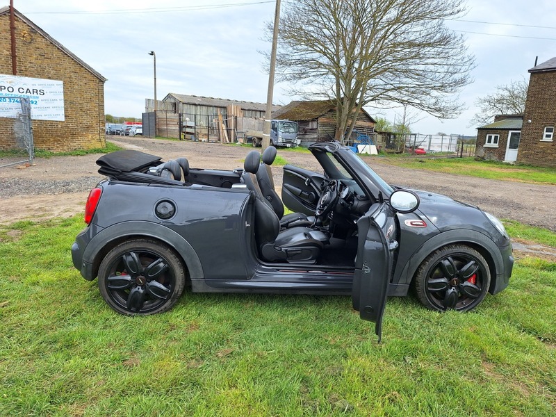 Used MINI Convertible 2018 for sale - 78083767: Photo 20