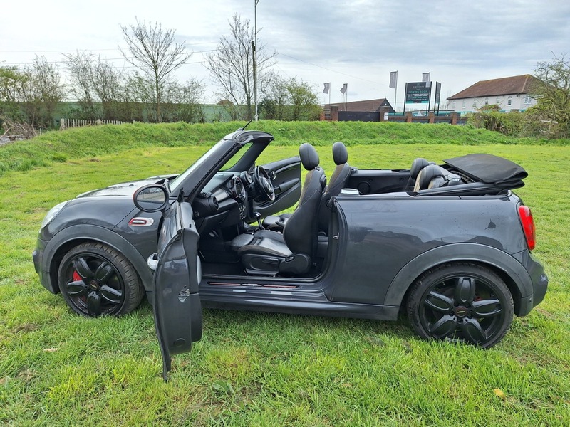 Used MINI Convertible 2018 for sale - 78083767: Photo 22