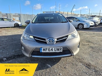 Used Toyota Auris 2014 for sale - 76643093: Photo