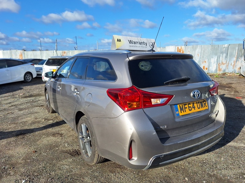 Used Toyota Auris 2014 for sale - 76643093: Photo 5