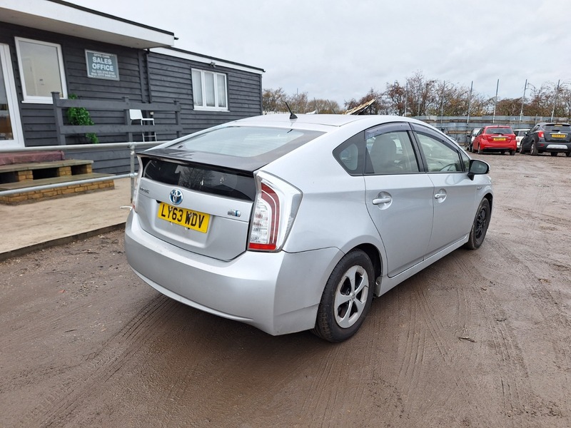 Used Toyota Prius 2019 for sale - 76836753: Photo 7