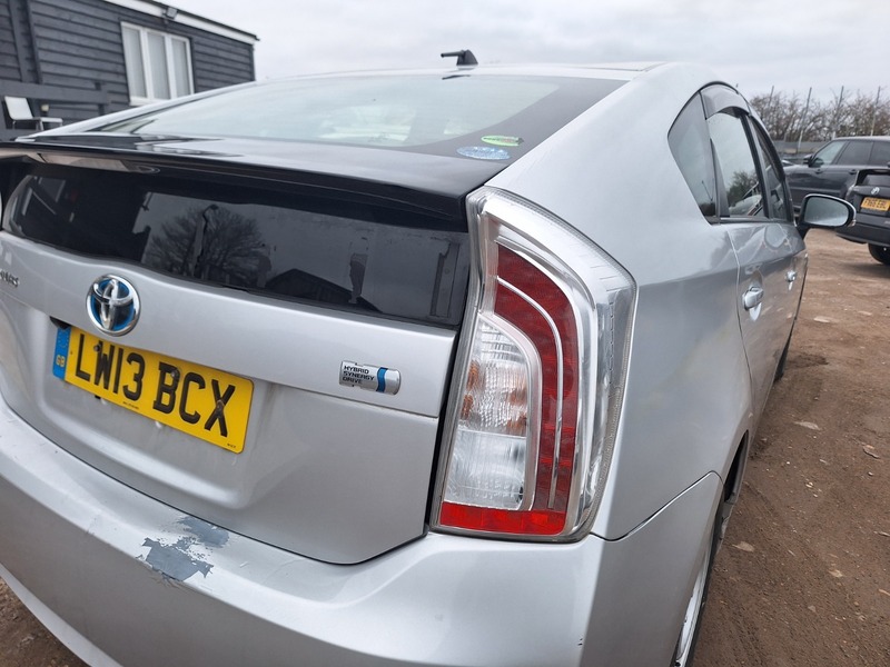 Used Toyota Prius 2013 for sale - 77072903: Photo 11