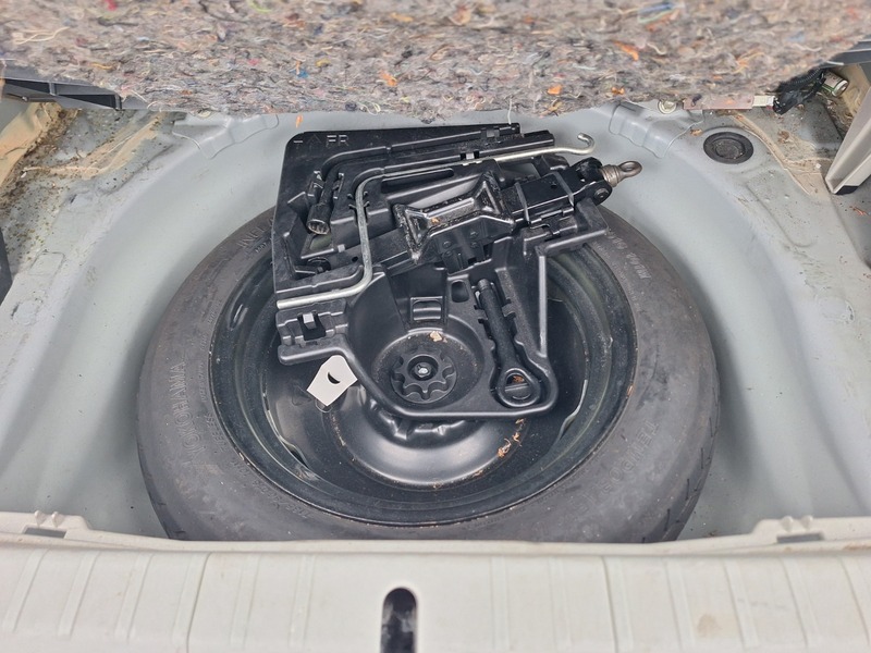 Used Toyota Prius 2013 for sale - 77072903: Photo 12