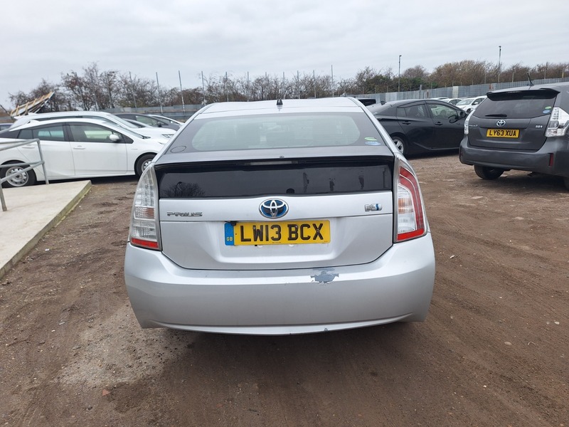 Used Toyota Prius 2013 for sale - 77072903: Photo 4