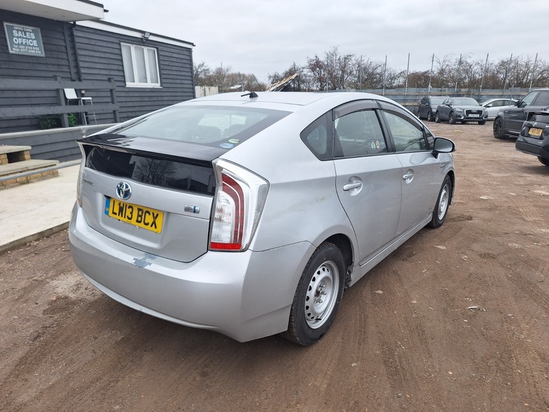 Used Toyota Prius 2013 for sale - 77072903: Photo 5