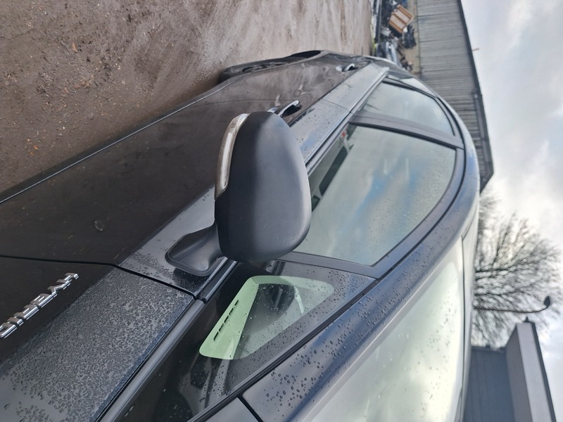 Used Toyota Prius 2019 for sale - 77370351: Photo 7