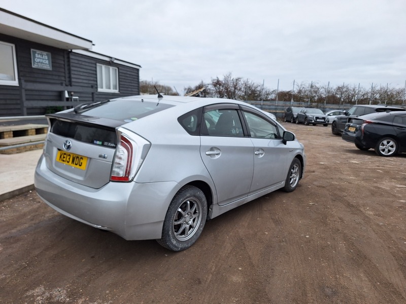 Used Toyota Prius 2018 for sale - 77072902: Photo 8