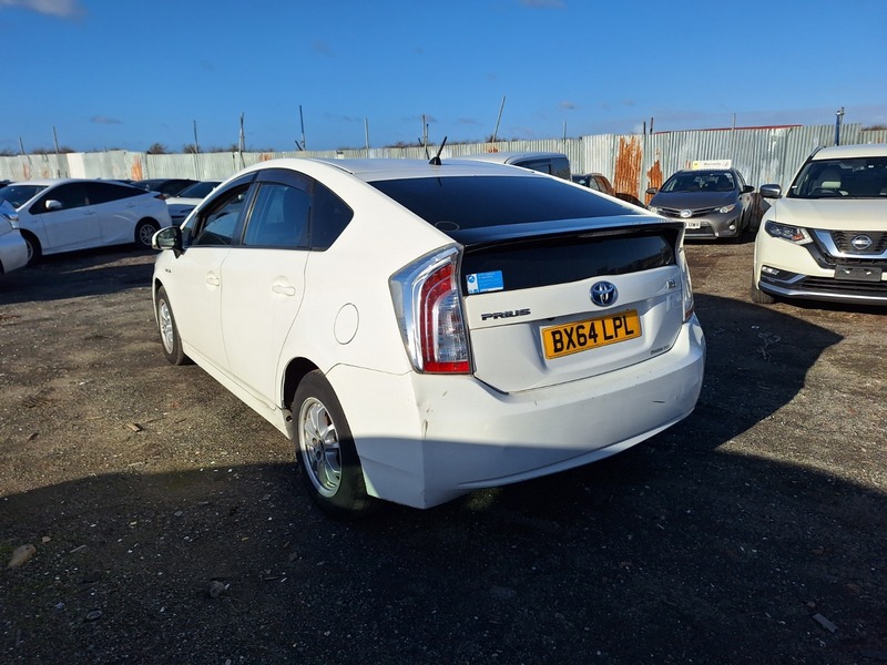 Used Toyota Prius 2022 for sale - 76643131: Photo 4