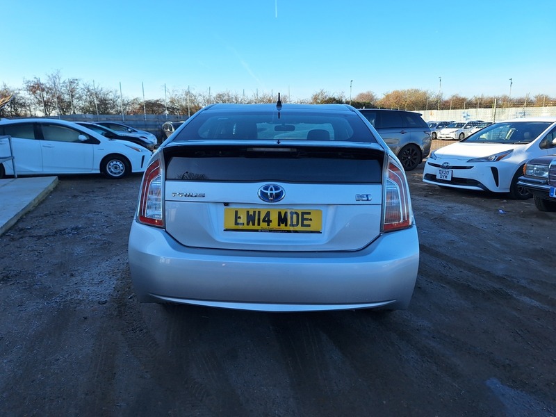 Used Toyota Prius 2014 for sale - 77080661: Photo 6