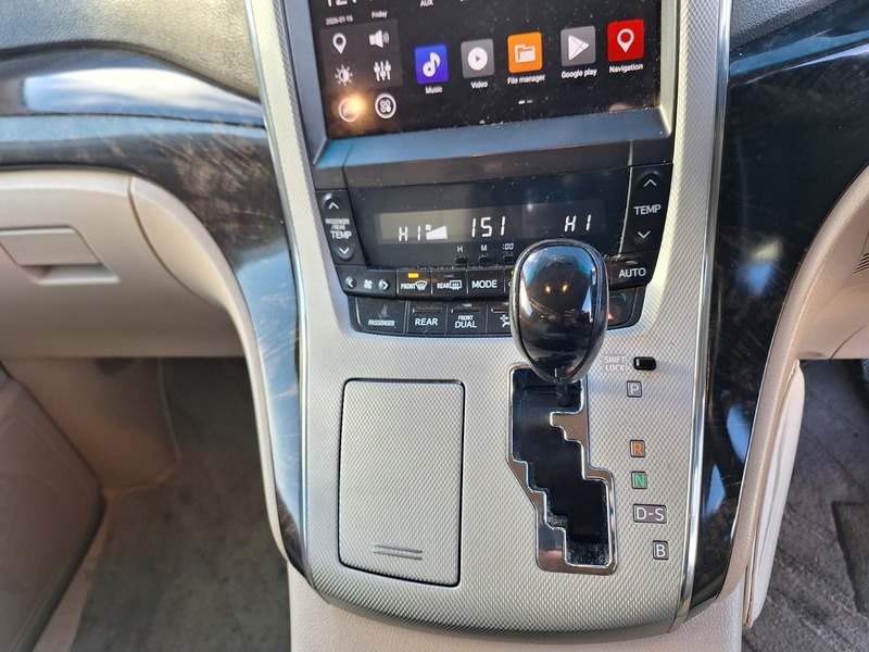 Used Toyota Vellfire 2023 for sale - 77264129: Photo 28