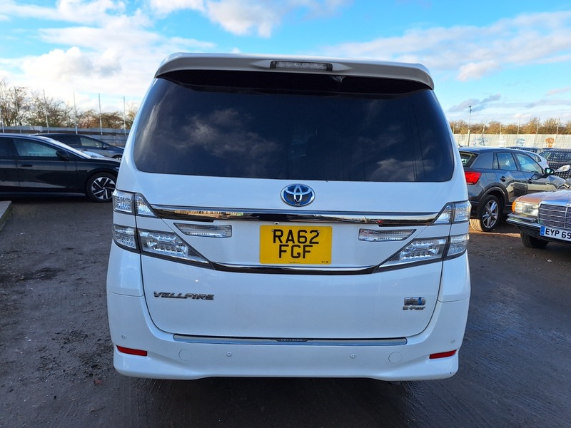 Used Toyota Vellfire 2023 for sale - 77264129: Photo 8