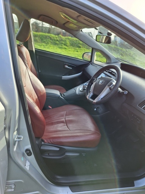 Used Toyota Prius 2014 for sale - 77384926: Photo 13