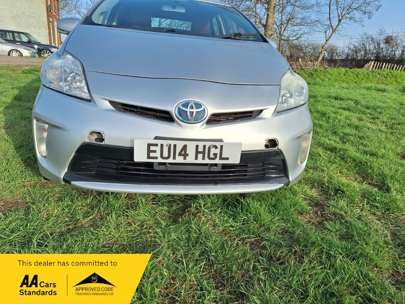Used Toyota Prius 2014 for sale - 77384926: Photo 2