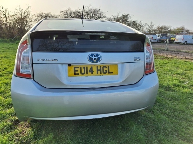 Used Toyota Prius 2014 for sale - 77384926: Photo 5