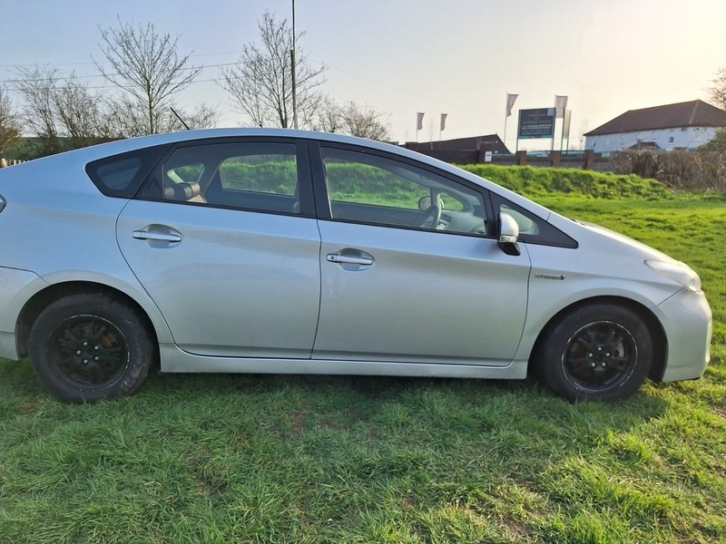 Used Toyota Prius 2014 for sale - 77384926: Photo 6