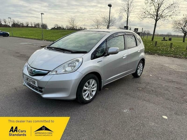 Used Honda Jazz 2013 for sale - 74066210: Photo 3