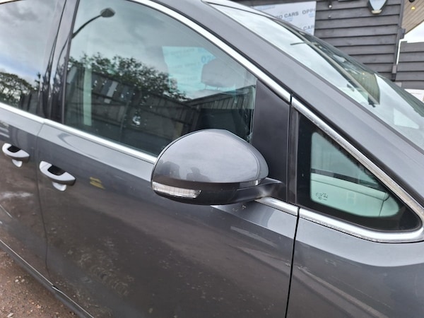 Used Volkswagen Sharan 2017 for sale - 76173510: Photo 10