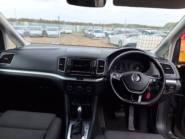 Used Volkswagen Sharan 2017 for sale - 76173510: Photo 25