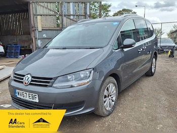 Used Volkswagen Sharan 2017 for sale - 76173510: Photo 3