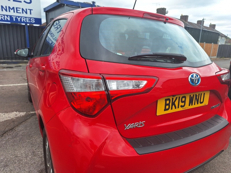 Used Toyota Yaris 2019 for sale - 76611429: Photo 16