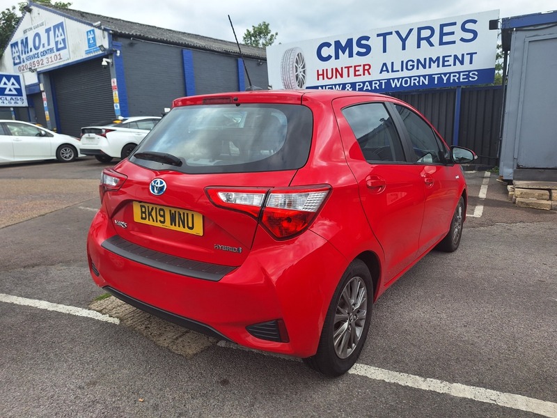 Used Toyota Yaris 2019 for sale - 76611429: Photo 5