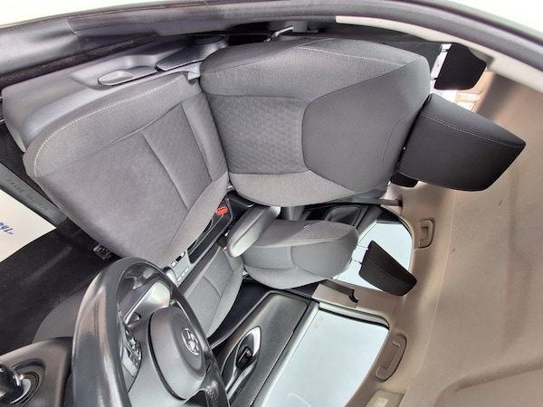 Used Toyota Yaris 2021 for sale - 74405165: Photo 28