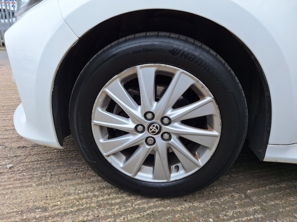 Used Toyota Yaris 2021 for sale - 74405165: Photo 31
